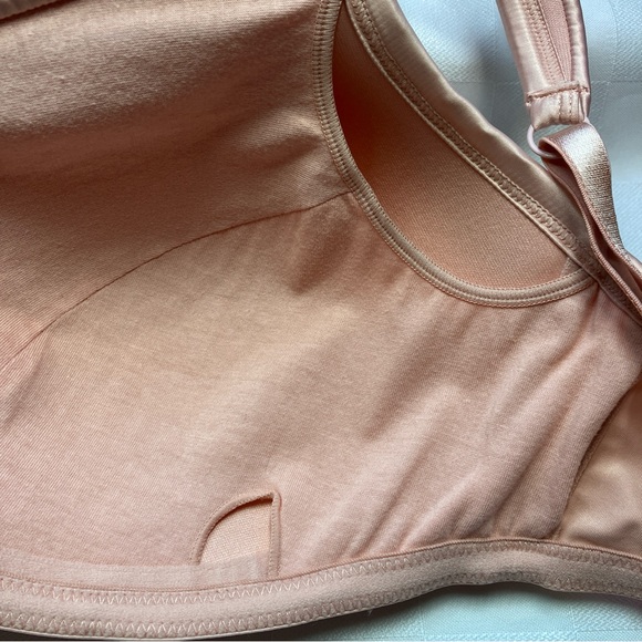 ABC Style 134 Rose Satin Trim T-Shirt Mastectomy Bra, 42B - Picture 9 of 13